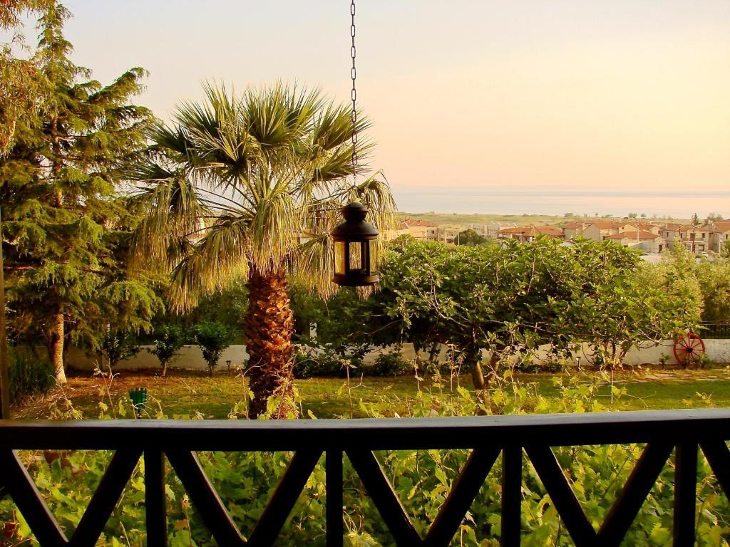 Apartments Karpetis A Green Paradise Псакудия Номер фото